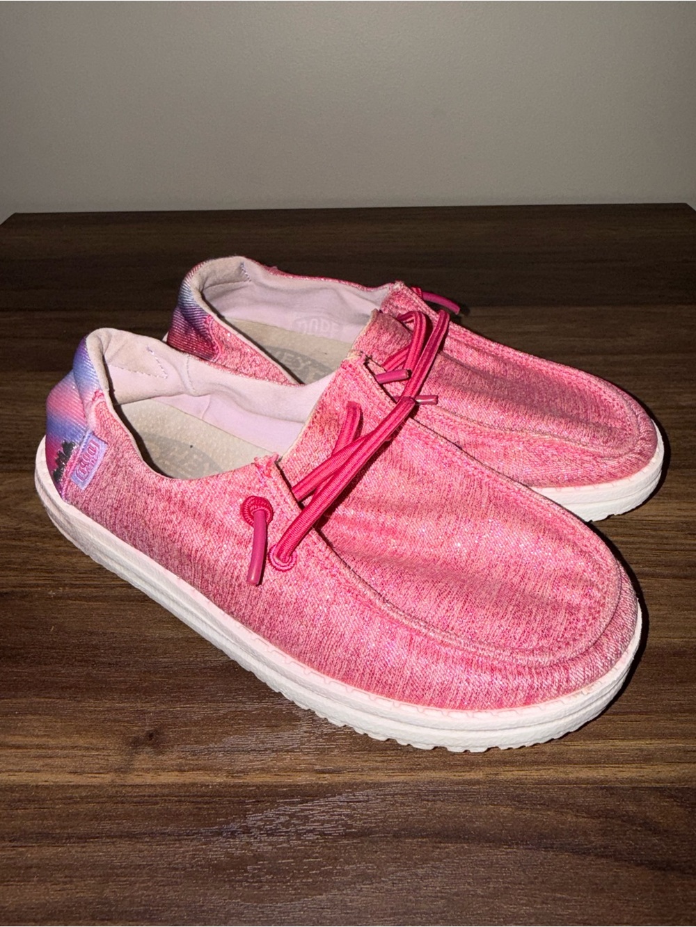 Hey Dude Girls size 11 Sparkle Pink Wendy Youth shoes